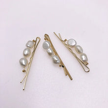 Load image into Gallery viewer, Pearl Hairpins
