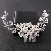 Load image into Gallery viewer, Crystal &amp; Pearl Hair Comb